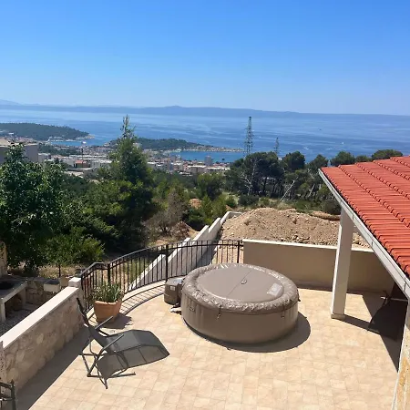 G.v. 1 * Makarska