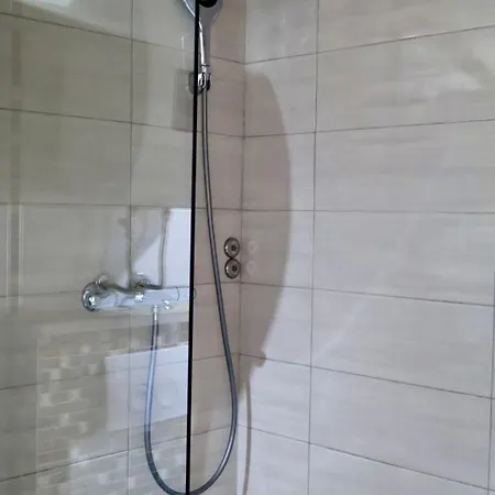 Gv - Holiday Home With Magnapool * Makarska