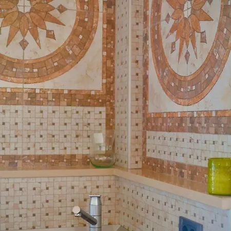 Gv - With Magnapool Willa