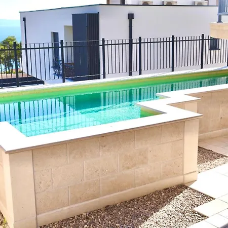 Willa Gv - Holiday Home With Magnapool Makarska